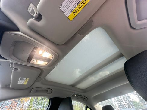 Used 2024 Volvo S60 B5 Plus image 8