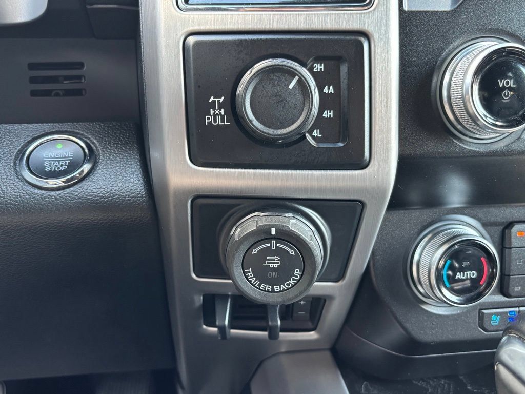 Used 2019 Ford F150 Platinum w/ Equipment Group 701A Luxury AWD/4WD image 40