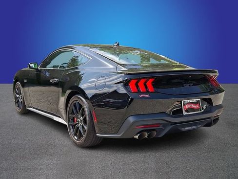 Used 2025 Ford Mustang GT Premium RWD image 7