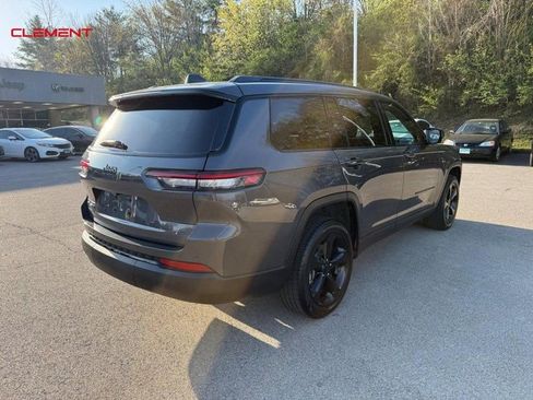 Used 2023 Jeep Grand Cherokee L Laredo image 8