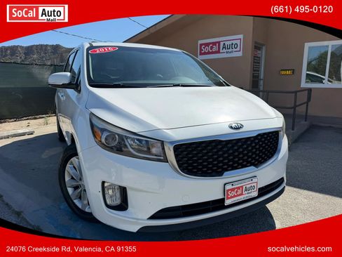 Used 2016 Kia Sedona EX FWD image 1