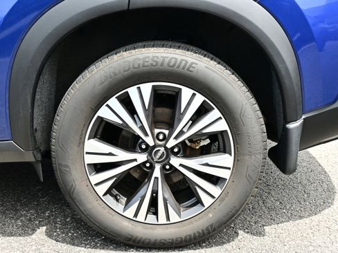 Certified 2023 Nissan Rogue SV AWD/4WD image 10