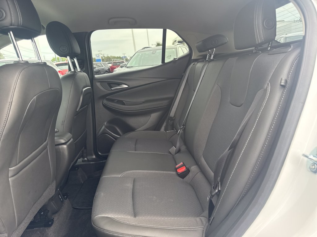 Certified 2023 Buick Encore GX Preferred w/ Cold Weather Comfort Package FWD image 9
