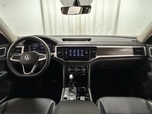 Used 2023 Volkswagen Atlas SE AWD/4WD image 8