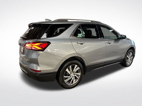 Used 2024 Chevrolet Equinox Premier AWD/4WD image 5