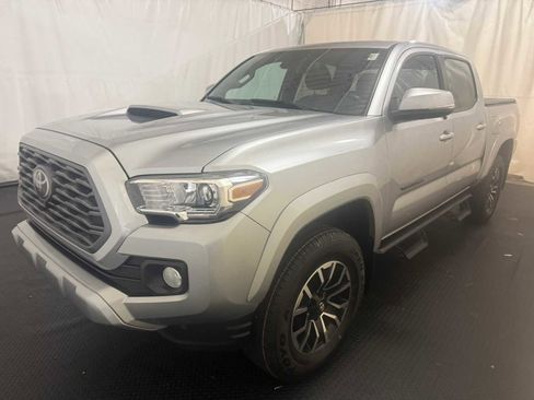 Used 2023 Toyota Tacoma TRD Sport image 6