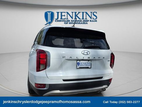 Used 2022 Hyundai Palisade SEL w/ Convenience Package AWD/4WD image 4