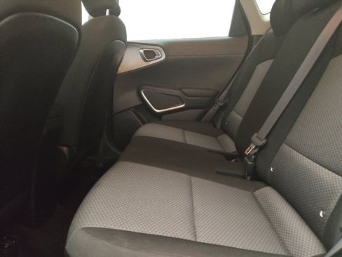 Used 2020 Kia Soul LX FWD image 18