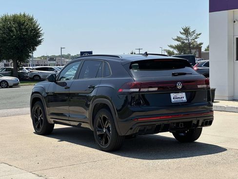 New 2026 Volkswagen Atlas Cross Sport SEL R-Line AWD/4WD image 4