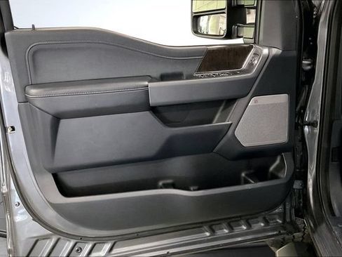 Used 2024 Ford F250 Lariat w/ Sport Appearance Package AWD/4WD image 25