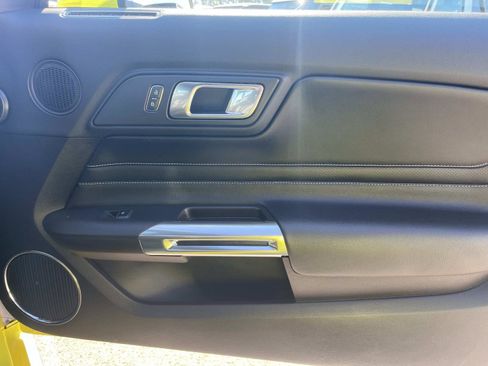 Used 2021 Ford Mustang GT Premium w/ GT Performance Package image 13