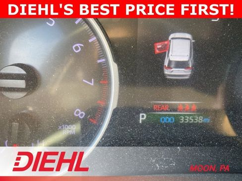 Used 2019 Toyota RAV4 LE AWD/4WD image 9