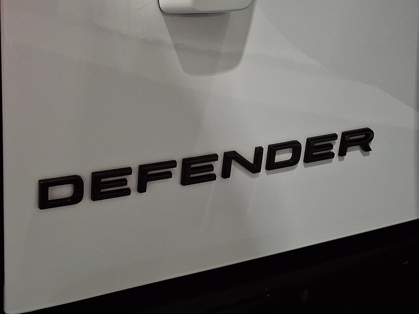 Certified 2026 Land Rover Defender 110 X-Dynamic SE AWD/4WD image 30