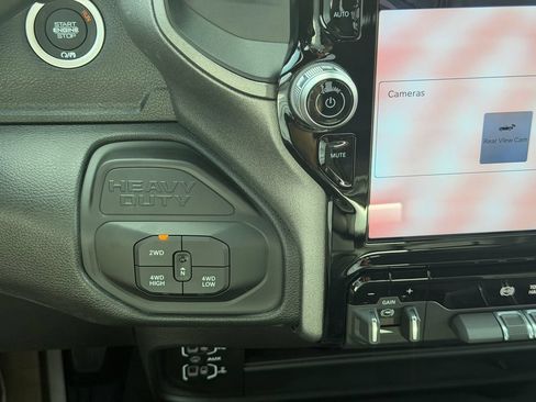 New 2026 RAM 2500 Tradesman AWD/4WD image 18