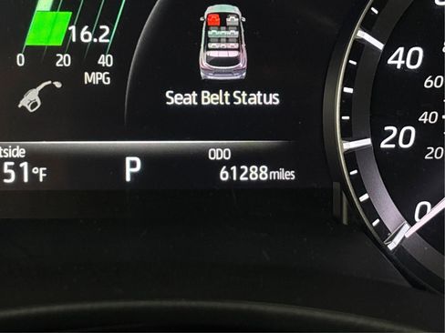 Used 2021 Toyota Highlander XLE image 50