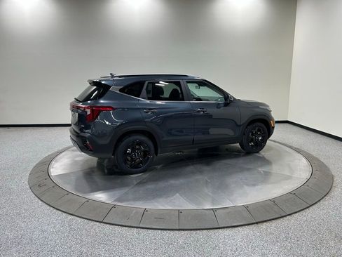 New 2026 Kia Seltos EX w/ EX Sunroof Package image 4