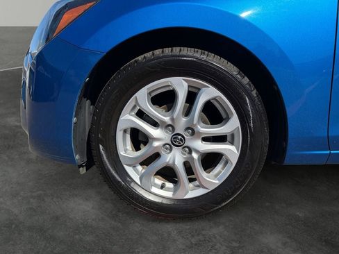 Used 2018 Toyota Yaris iA FWD image 4