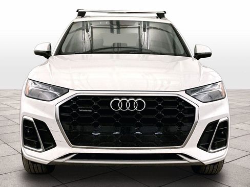 Used 2022 Audi Q5 2.0T Premium AWD/4WD image 3