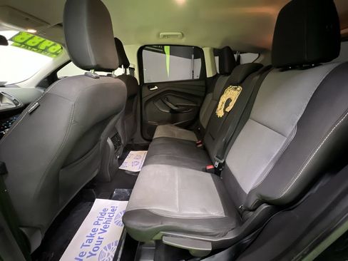 Used 2018 Ford Escape SE w/ Ford Safe & Smart Package FWD image 26