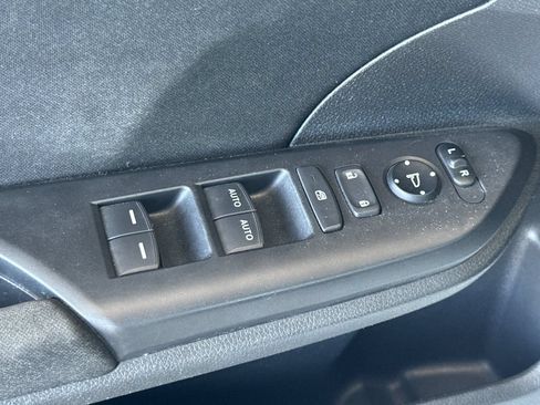 Used 2019 Honda Civic EX image 18