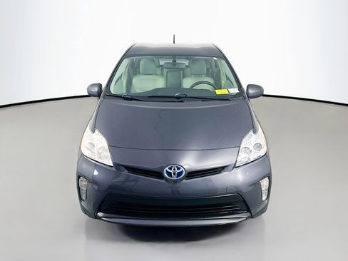 Used 2014 Toyota Prius Four image 2