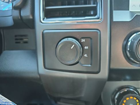 Used 2020 Ford F150 XLT w/ Equipment Group 302A Luxury AWD/4WD image 26