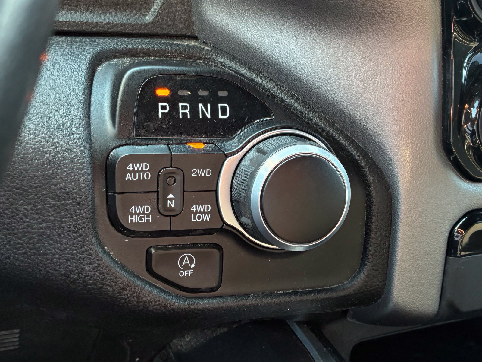 Used 2022 RAM 1500 Big Horn AWD/4WD image 9
