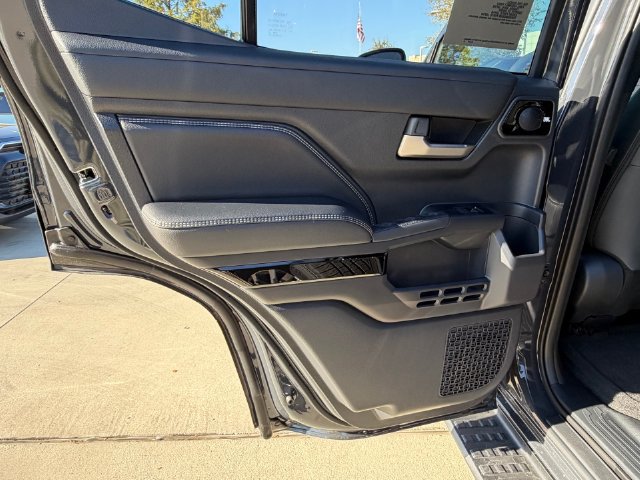 New 2026 Toyota 4Runner Limited AWD/4WD image 17