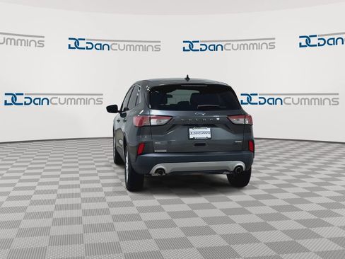 Used 2020 Ford Escape SE FWD image 8