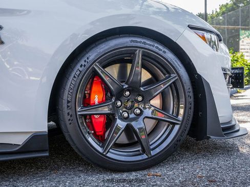 Used 2022 Ford Mustang Shelby GT500 w/ Carbon Fiber Track Pack image 55