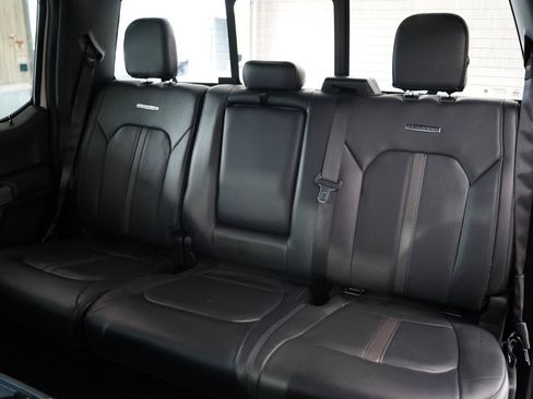 Used 2017 Ford F150 Platinum w/ Equipment Group 701A Luxury AWD/4WD image 34
