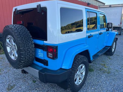Used 2017 Jeep Wrangler Unlimited Sahara w/ Quick Order Package 24E Chief AWD/4WD image 11