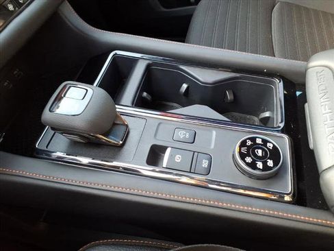 Certified 2025 Nissan Pathfinder Rock Creek AWD/4WD image 26