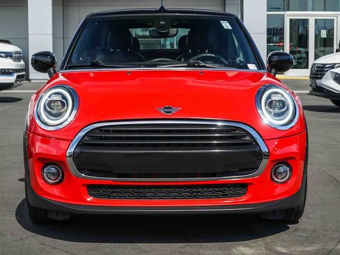 Used 2021 MINI Cooper Cooper image 2
