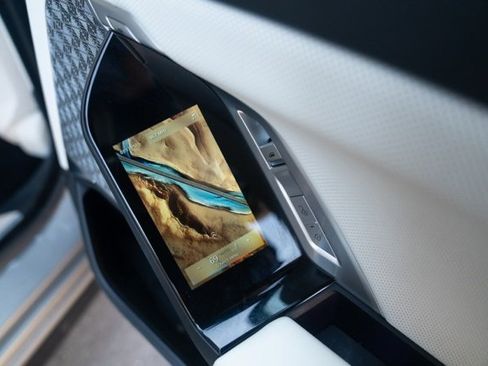 Used 2023 BMW 760i xDrive 760i xDrive w/ Executive Package image 38