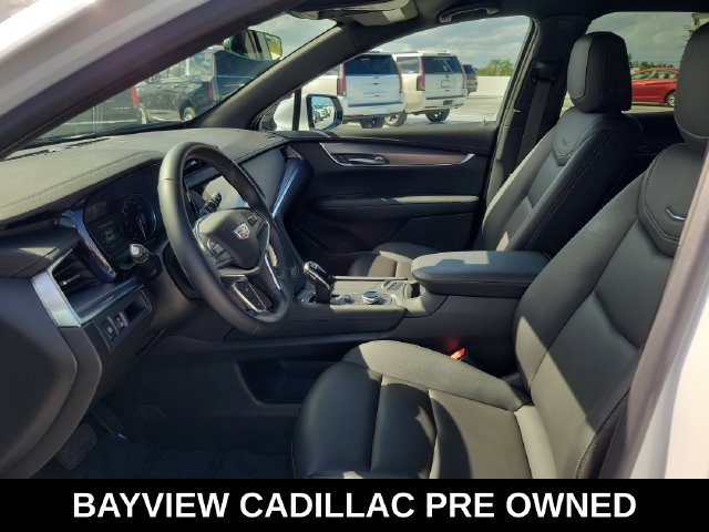 Certified 2024 Cadillac XT5 Luxury FWD image 17