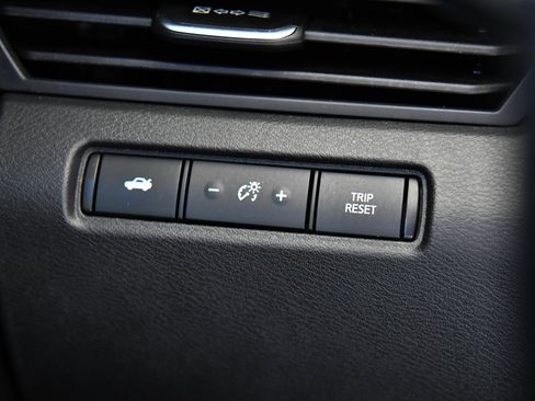 Used 2025 Nissan Altima 2.5 SR FWD image 28