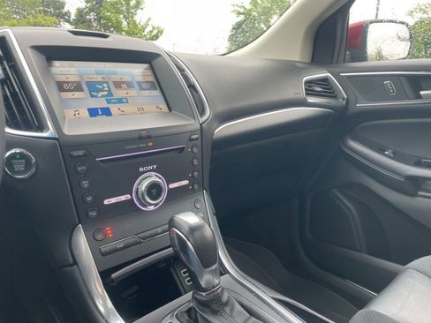 Used 2018 Ford Edge Sport AWD/4WD image 13