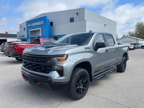 Certified 2023 Chevrolet Silverado 1500 Custom Trail Boss w/ LPO, Dark Essentials Package AWD/4WD image 2