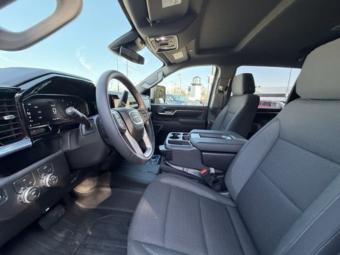 New 2026 GMC Sierra 2500 SLE w/ SLE Value Package; image 4