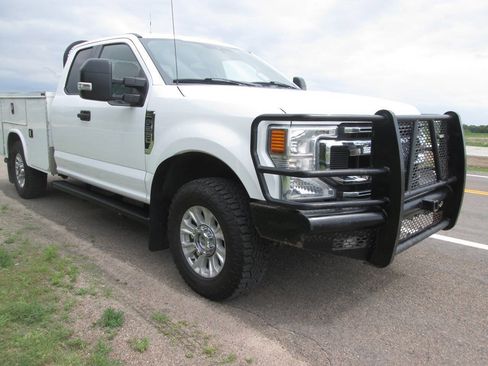 Used 2020 Ford F250 XLT w/ XLT Value Package AWD/4WD image 5