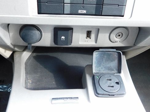 Used 2009 Ford Escape 4WD Hybrid image 13