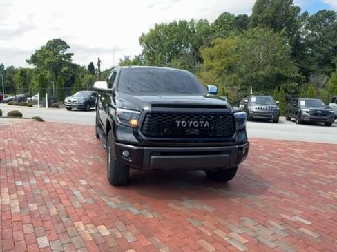 Used 2017 Toyota Tundra Limited w/ Limited Premium Package AWD/4WD image 5