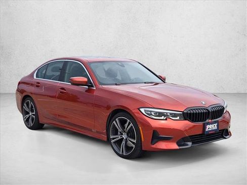Used 2021 BMW 330i Sedan w/ Convenience Package RWD image 3