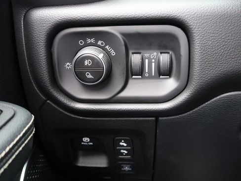 New 2026 RAM 1500 Laramie w/ Bed Utility Group image 30