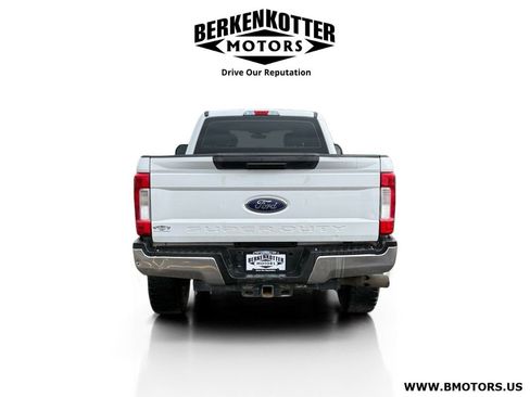Used 2017 Ford F250 XL w/ Power Equipment Group image 4