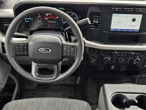 Certified 2023 Ford F350 XLT image 27
