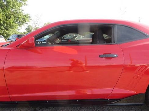Used 2015 Chevrolet Camaro LS RWD image 32