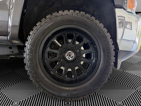 Used 2015 Chevrolet Silverado 2500 W/T w/ WT Convenience Package AWD/4WD image 10