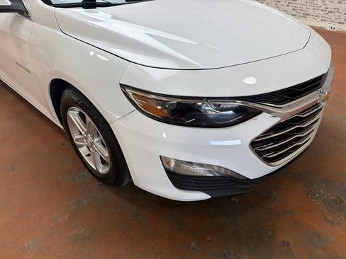 Used 2024 Chevrolet Malibu LT FWD image 9